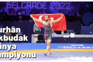 Burhan Akbudak müthiş geri dönüşle dünya şampiyonu