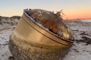 Avustralya Sahilinde Tanımlanamayan Bir Cisim Bulundu