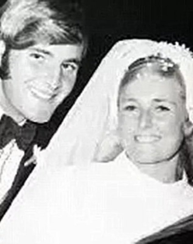 40 yıllık cinayette karar 5 saatte verildi… Dünyanın konuştuğu davayı internet yayınında çözdüler