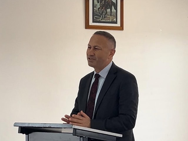 T.C. Sydney Başkonsolosu Ali Sevim