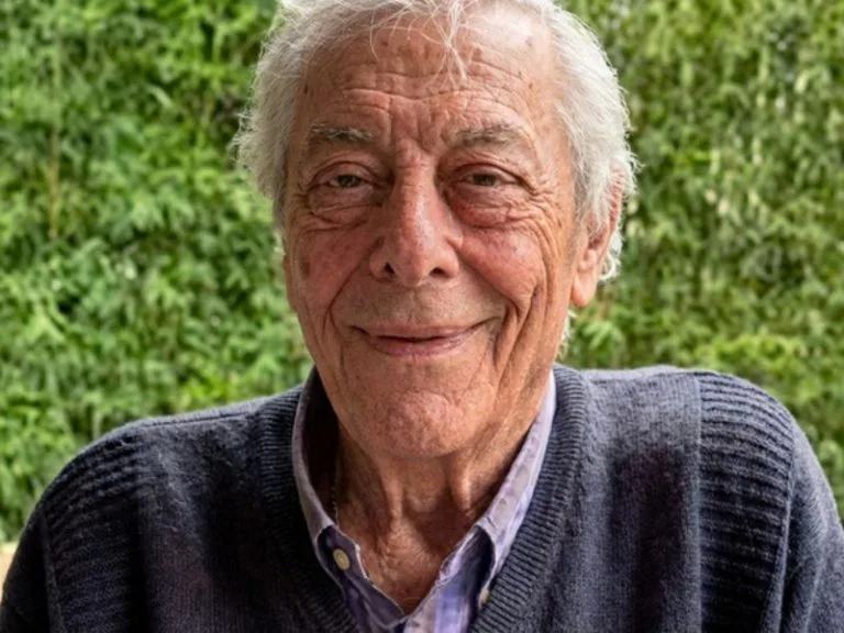 c7ebdd81-a6f8-457f-8da3-36417e4ba0df