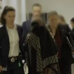 Suriye’den dönen kadınlara suçlama haberini anlatan editoryal haber görseli