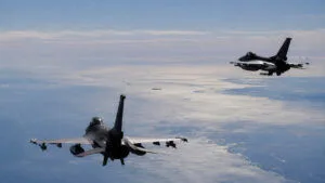 F-16’ların izlediği tanımlanamayan cisim belgelerde konulu temsili editoryal görsel