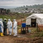 Kongo’da Ebola şüphesi 900’ü aştı konulu temsili editoryal görsel