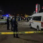 Johannesburg’da silahlı saldırı konulu temsili editoryal görsel