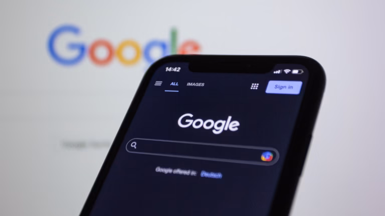 AB’den Google’a 1,4 milyar dolar ceza konulu editoryal haber görseli