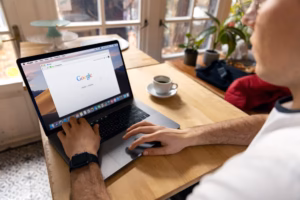 Google’dan üniversite öğrencilerine 12 aylık ücretsiz yapay zekâ paketi.