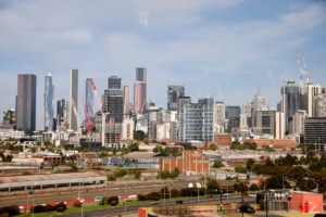 Melbourne tren projesinde 2 milyar dolarlık kesinti.