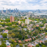 Sydney’nin doğusuna konut, batısına iş ağırlığı.