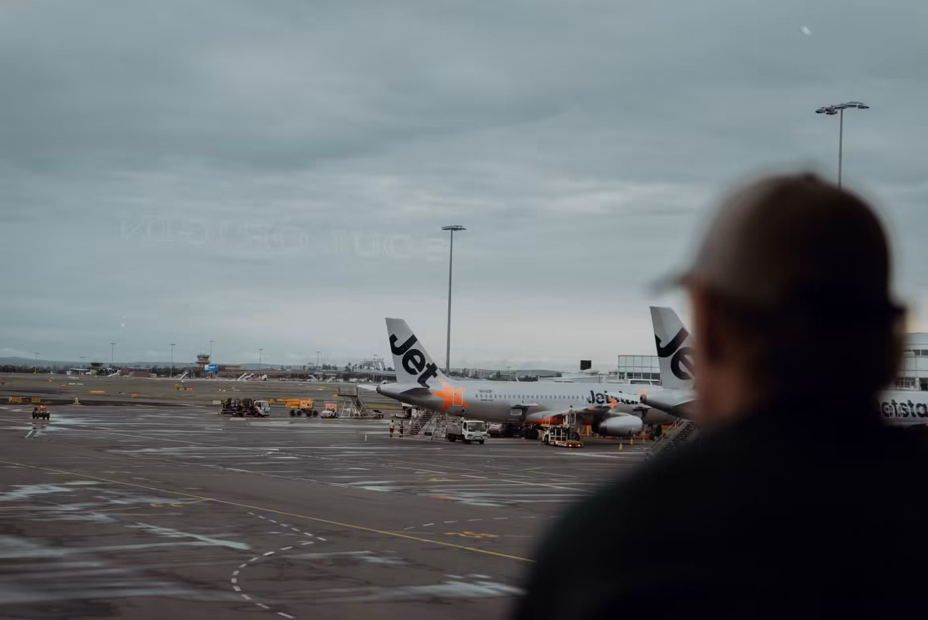 Sydney ve Melbourne havalimanlarında okul tatili yoğunluğu başlıyor.