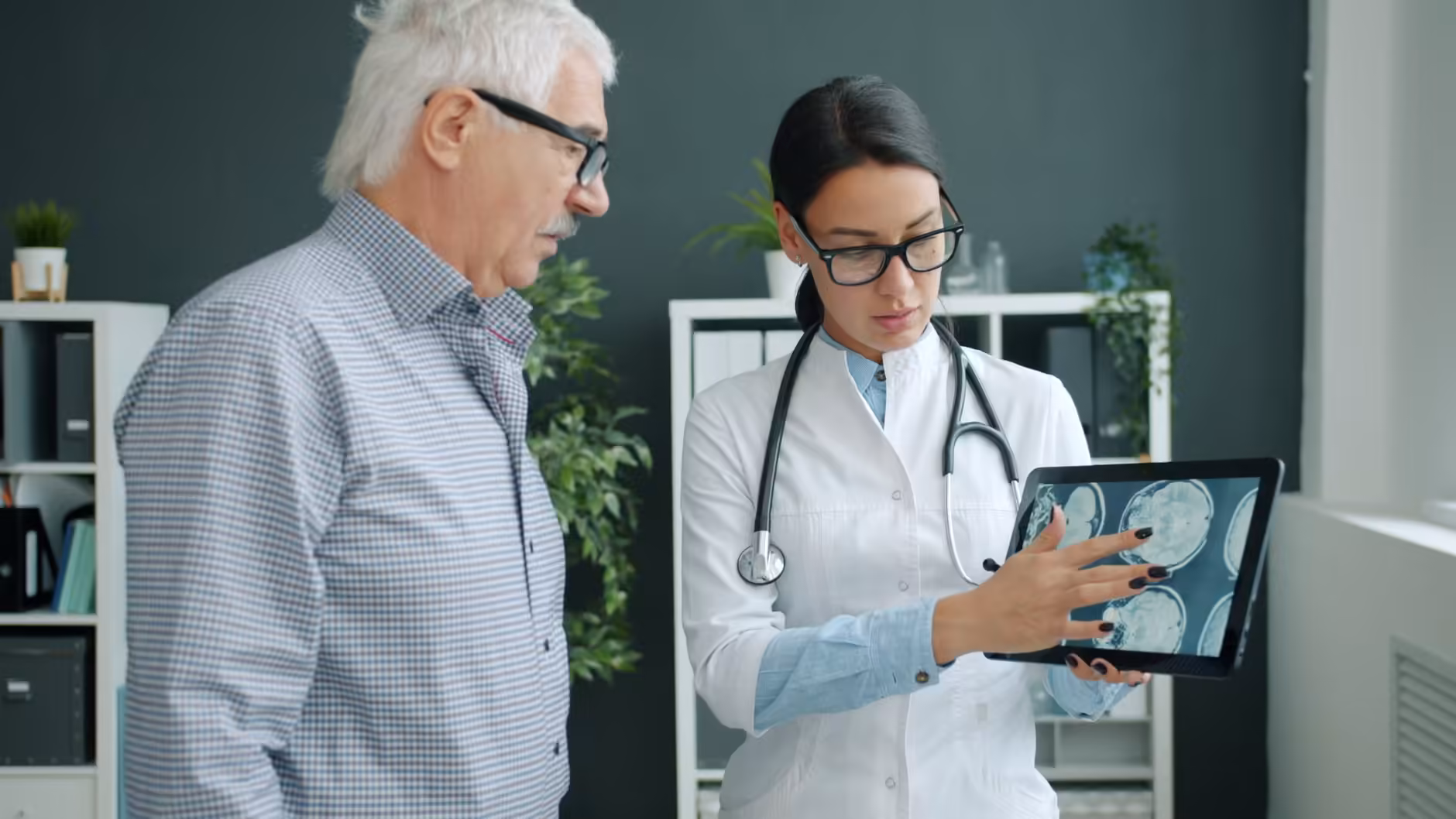 Parkinson araştırmasında deneysel ilaç beyin iltihabını azalttı.